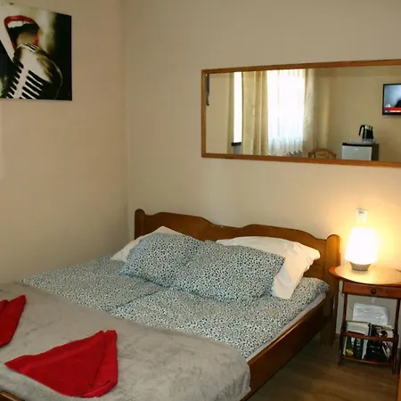 Δωμάτια σε οικογενειακή κατοικία Sela *